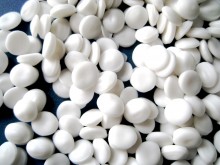 熱可塑制震膠粒，衝擊能量吸收，減緩衝擊